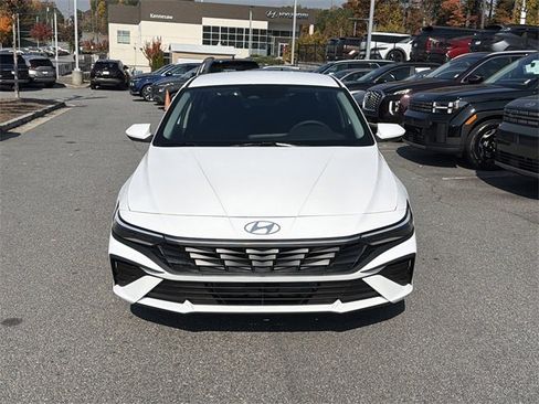 New 2026 Hyundai Elantra Blue image 2