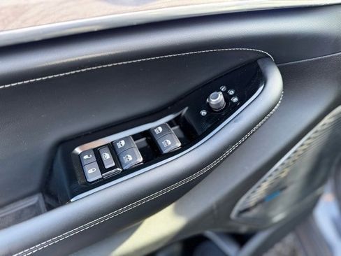 Used 2021 Jeep Grand Cherokee L Overland w/ Luxury Tech Group IV image 19