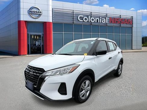 Certified 2023 Nissan Kicks S image 1