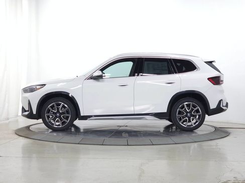 New 2026 BMW X1 xDrive28i w/ Convenience Package AWD/4WD image 4