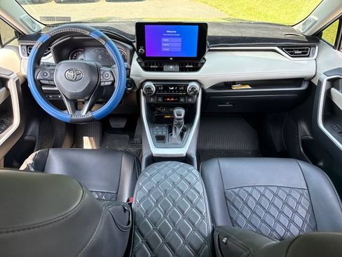 Used 2025 Toyota RAV4 XLE Premium w/ Weather Package AWD/4WD image 18