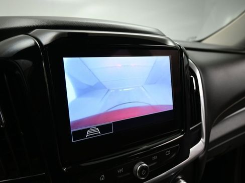 Used 2020 Chevrolet Traverse LT image 14