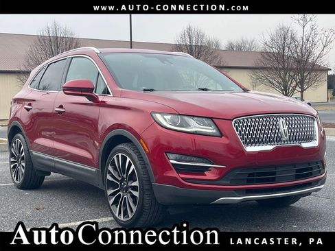 Used 2019 Lincoln MKC Reserve image 1