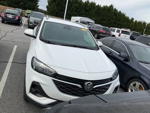 Used 2020 Buick Encore GX Select image 2