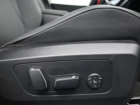 Used 2025 BMW X3 M50 w/ Premium Package image 14