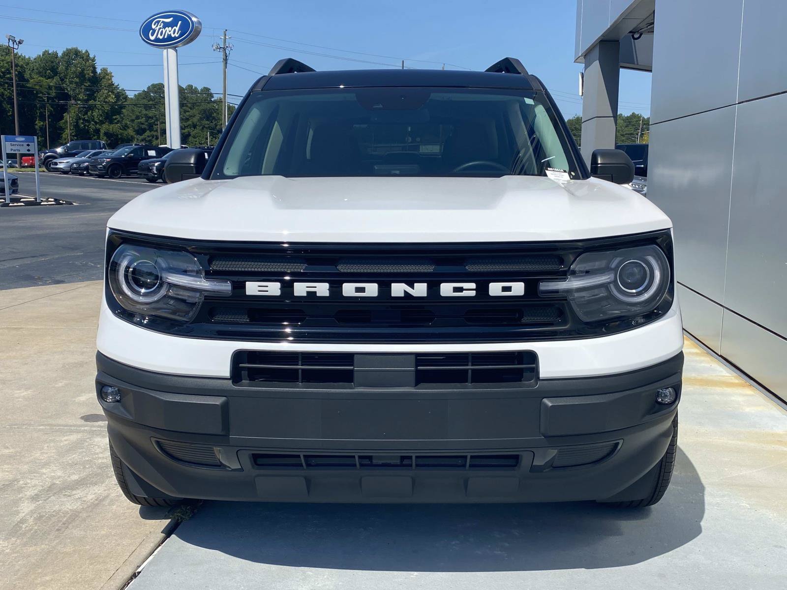 Used 2022 Ford Bronco Sport Outer Banks w/ Tech Package AWD/4WD image 10