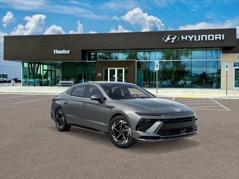 New 2026 Hyundai Sonata SEL image 2