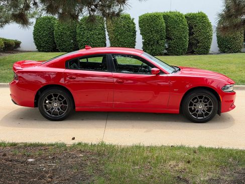 Used 2018 Dodge Charger GT AWD/4WD image 4