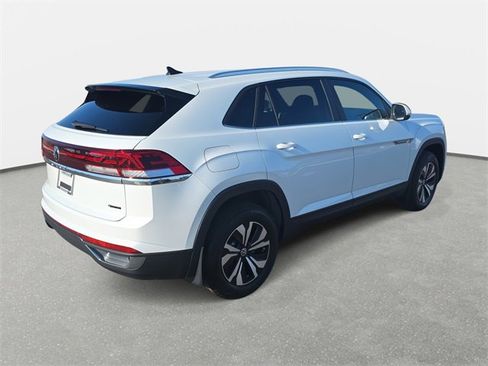 New 2026 Volkswagen Atlas Cross Sport SE image 5