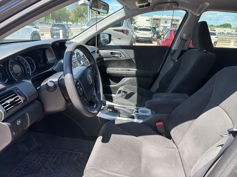 Used 2013 Honda Accord LX image 10