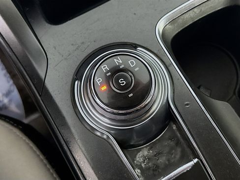 Used 2019 Ford Fusion SE w/ Equipment Group 151A image 20