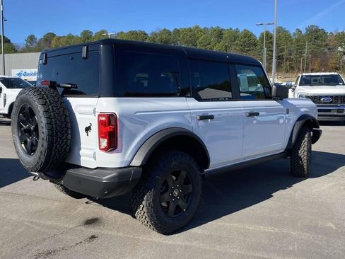 New 2025 Ford Bronco Big Bend w/ Black Diamond Package image 3