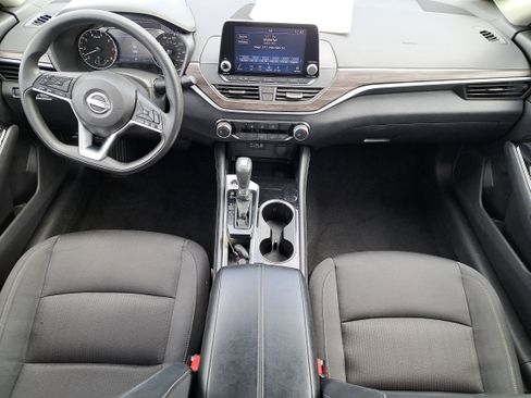 Used 2023 Nissan Altima 2.5 SV image 16