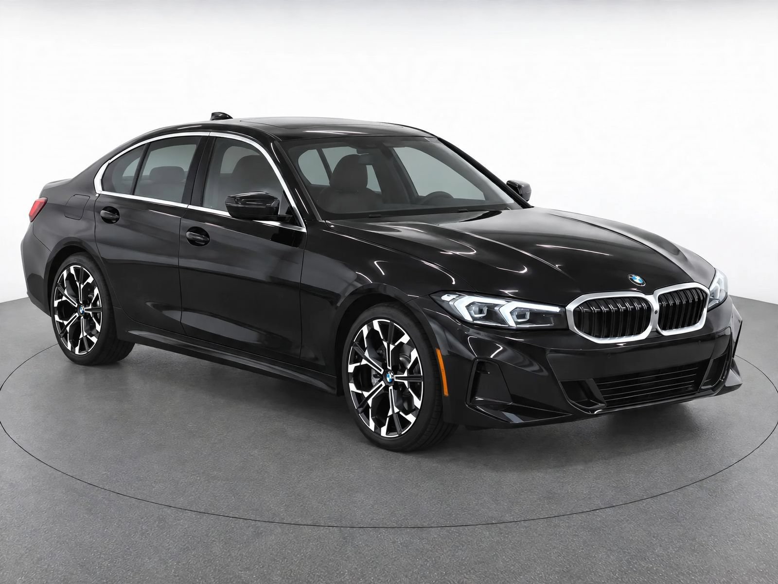 Used 2025 BMW 330i Sedan RWD image 1
