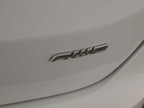 Used 2023 Ford Edge SEL image 42