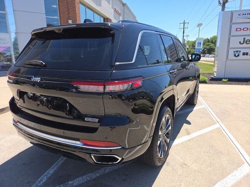 Certified 2023 Jeep Grand Cherokee Overland w/ Adv Protech Group III AWD/4WD image 11