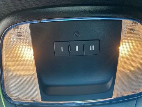 Used 2019 Dodge Charger GT image 19