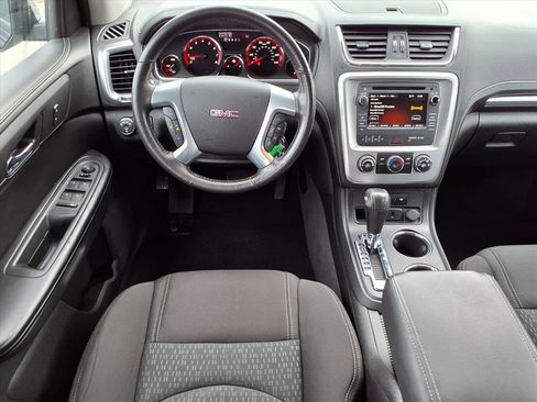 Used 2015 GMC Acadia SLE image 2