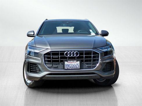 Used 2019 Audi Q8 Premium w/ Convenience Package image 2