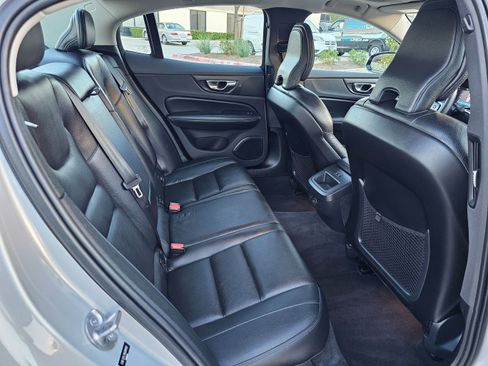 Used 2024 Volvo S60 B5 Plus image 24