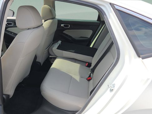 Certified 2024 Honda Civic EX image 12