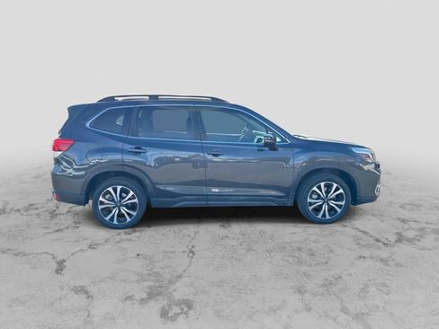 Used 2019 Subaru Forester Limited image 9