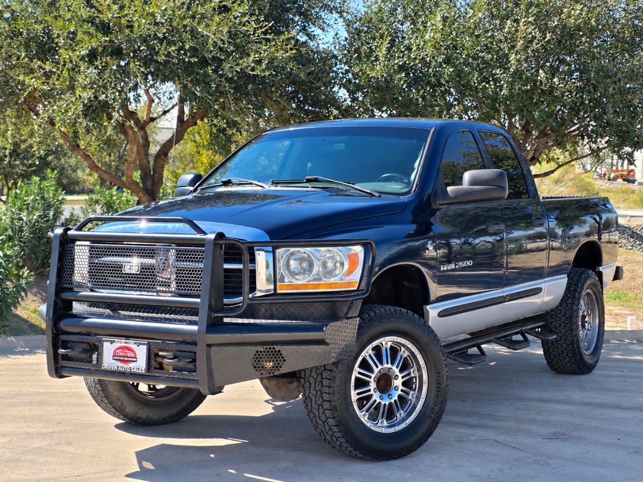 Used 2006 Dodge Ram 2500 Truck SLT AWD/4WD image 1