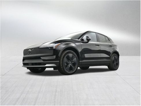 New 2026 Volvo EX30 Cross Country Ultra AWD/4WD image 21