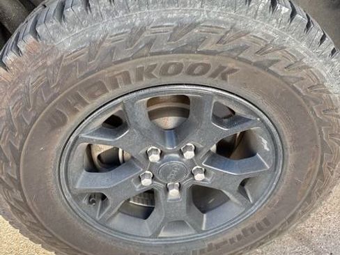 Used 2021 Jeep Wrangler Unlimited Willys image 7