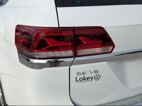 Certified 2023 Volkswagen Atlas SE w/ Panoramic Sunroof Package FWD image 7