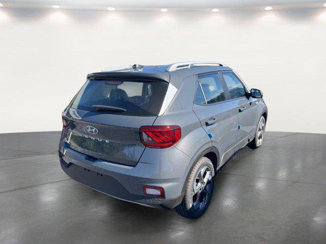 New 2026 Hyundai Venue SEL FWD image 12