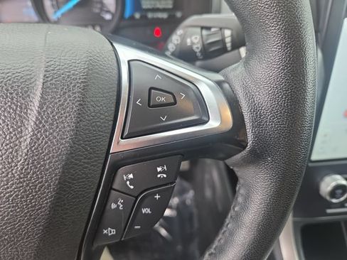 Used 2023 Ford Edge SEL AWD/4WD image 21