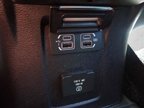 Used 2020 Jeep Wrangler Unlimited Sahara AWD/4WD image 10