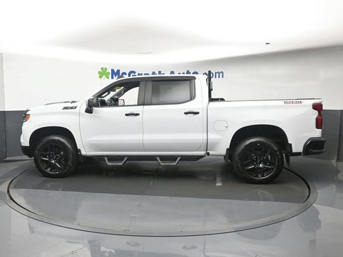 Used 2024 Chevrolet Silverado 1500 LT Trail Boss w/ LT Trail Boss Premium Package AWD/4WD image 23