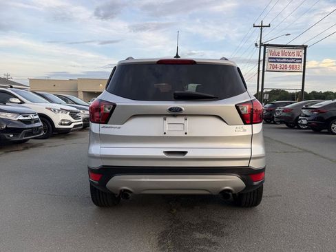 Used 2019 Ford Escape SEL AWD/4WD image 5