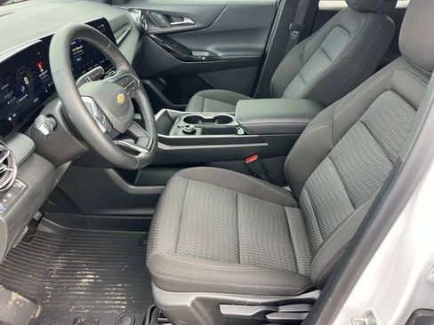 Certified 2026 Chevrolet Equinox LT FWD image 25