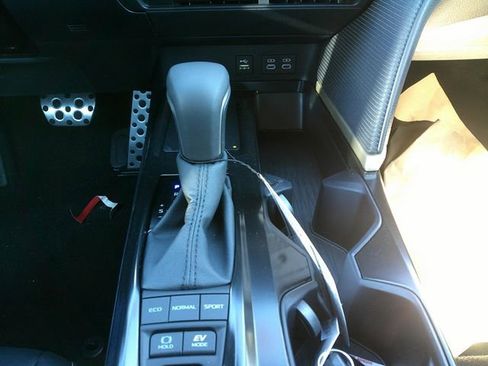 New 2026 Toyota Camry SE FWD image 19