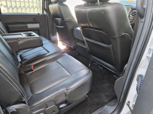 Used 2014 Ford F350 Lariat w/ Lariat Ultimate Package AWD/4WD image 21