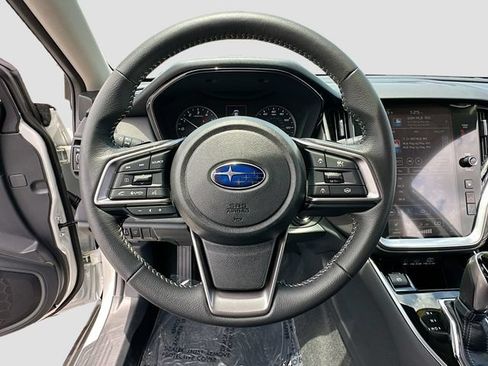 Used 2025 Subaru Outback Premium w/ Popular Package #1A AWD/4WD image 11
