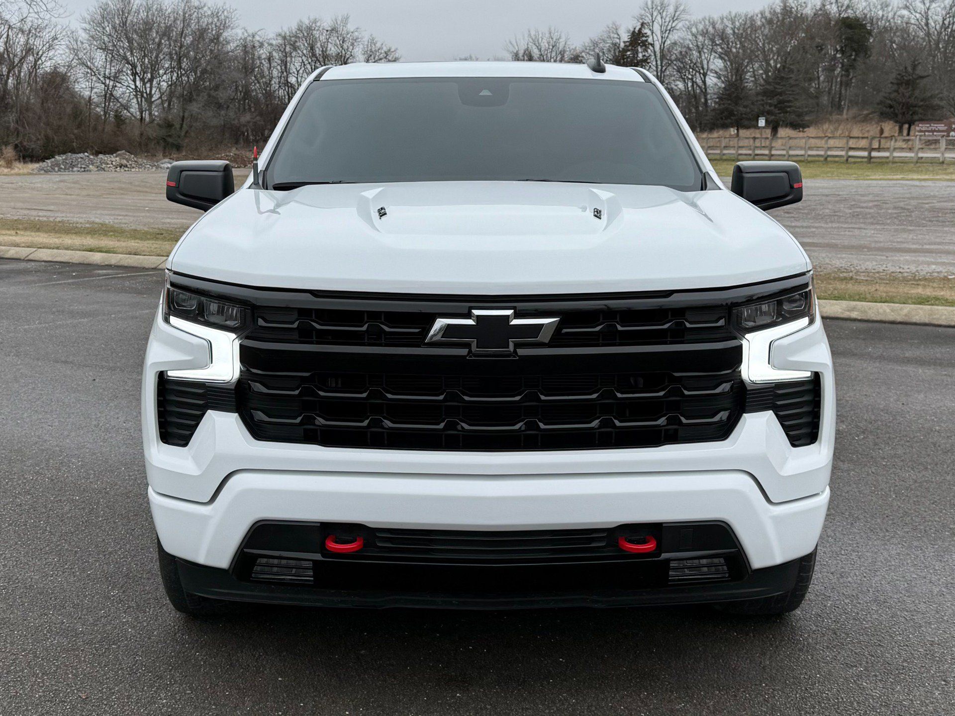Used 2024 Chevrolet Silverado 1500 RST w/ Redline Edition AWD/4WD image 7