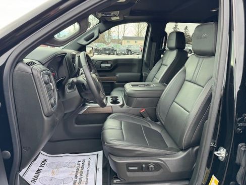 Used 2022 Chevrolet Silverado 1500 High Country w/ Technology Package image 12