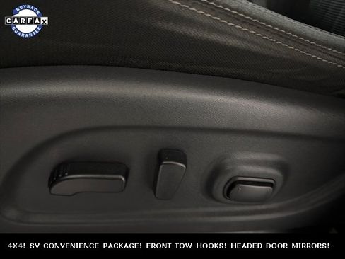 Used 2018 Nissan Titan SV w/ SV Convenience Package image 28