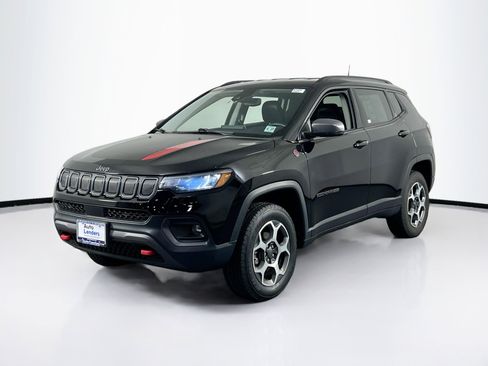 Used 2022 Jeep Compass Trailhawk w/ Trailhawk Convenience Group image 1