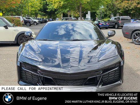 Used 2023 Chevrolet Corvette Z06 w/ Stealth Interior Trim Package RWD image 8