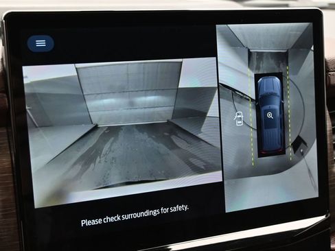 Used 2024 Ford Expedition Limited image 17