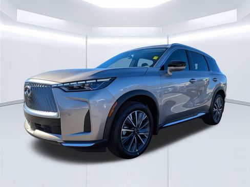 New 2026 INFINITI QX60 Luxe w/ Family Package image 8