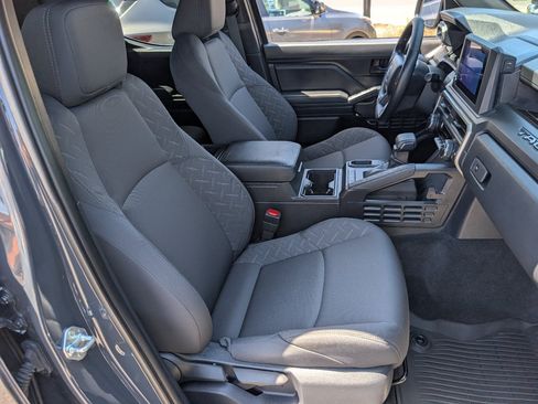 Used 2025 Toyota Tacoma SR RWD image 8