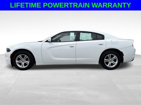 Used 2022 Dodge Charger SXT image 3
