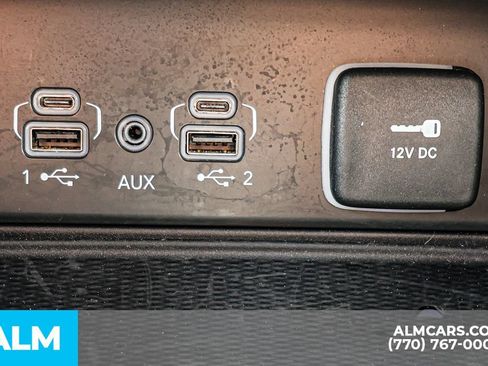 Used 2025 Jeep Grand Cherokee Altitude AWD/4WD image 41