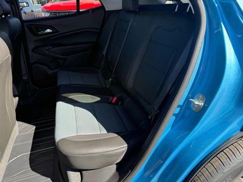 New 2026 Chevrolet Trax LT w/ LT Convenience Package FWD image 32